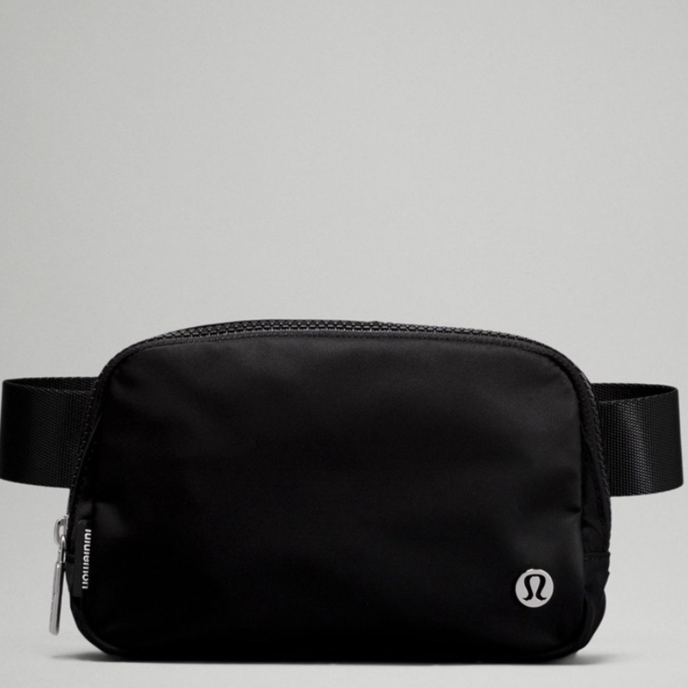 lululemon athletica Everywhere Belt Bag